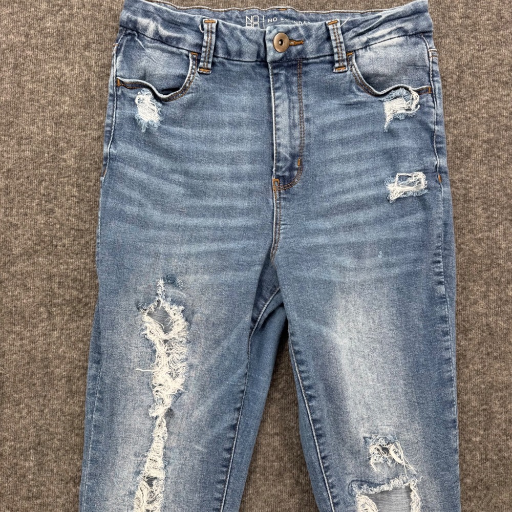 No Boundaries Womens High Rise Distressed Skinny Jeans Medium Wash Blue Size 7 - Picture 3 of 12